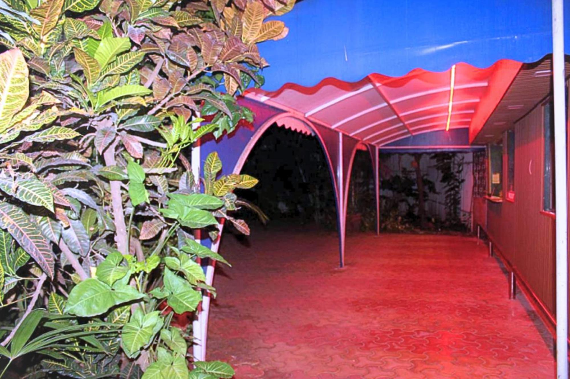 Spring Resort & Lodging 孟买 外观 照片